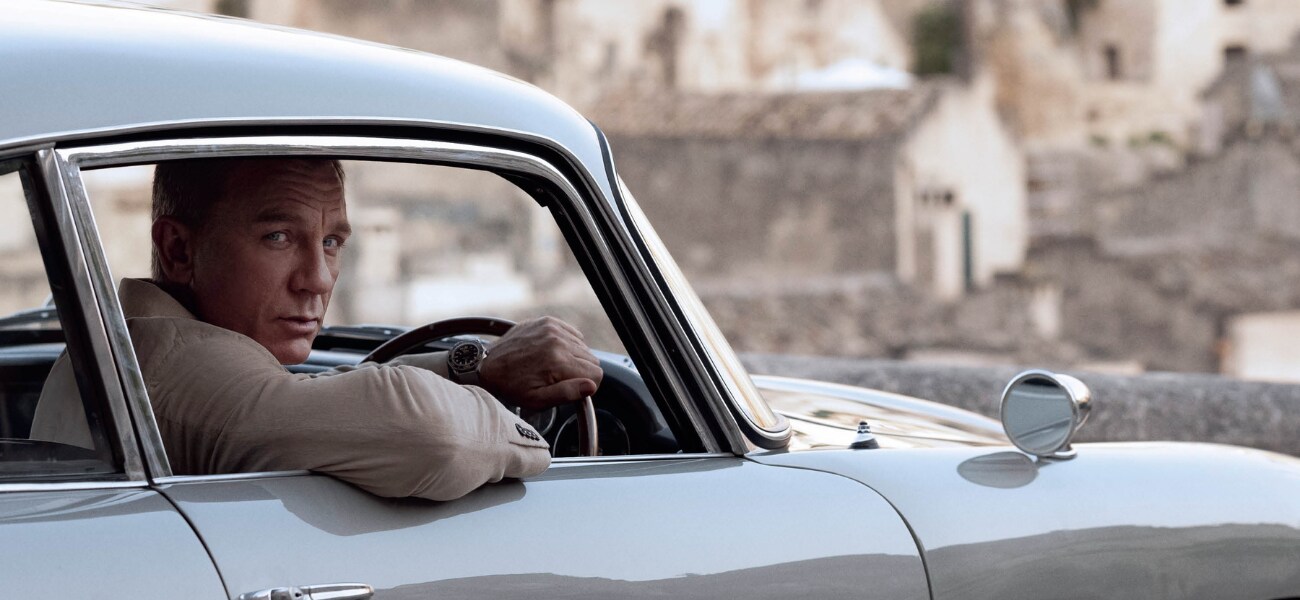 james-bond-Hub-Image.png